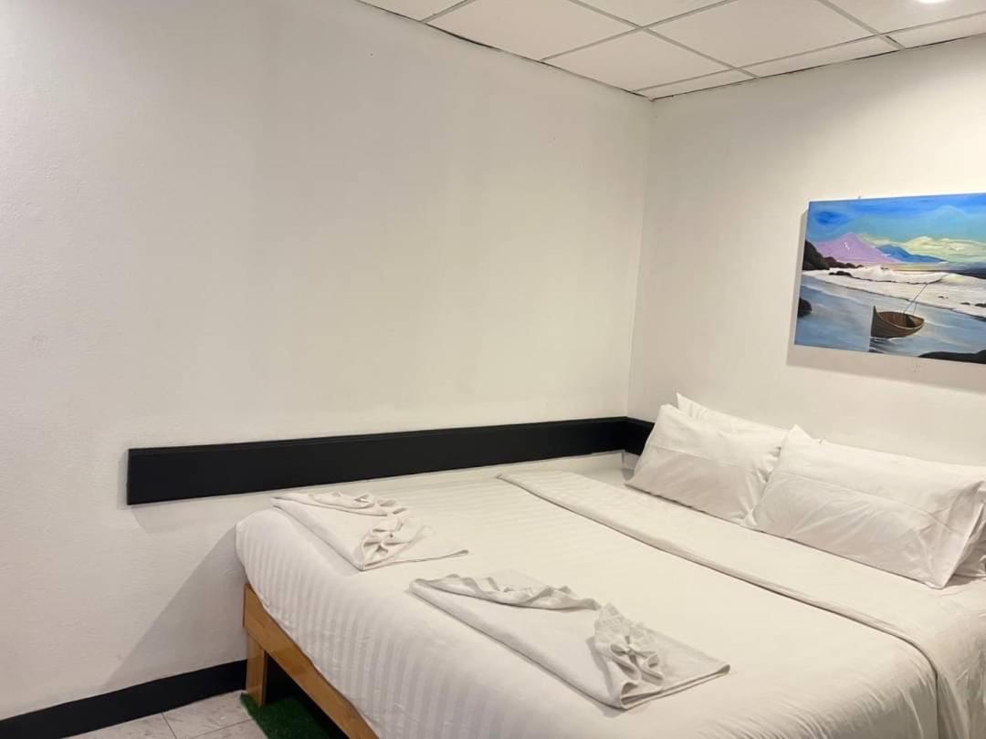 Kt Camp Aparthotel Hatrin Kültér fotó